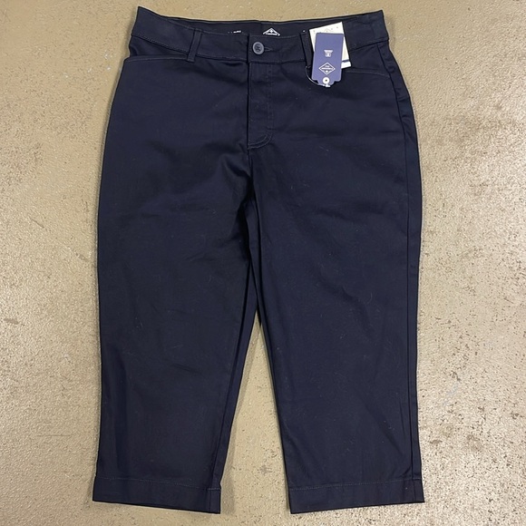 St John’s Bay Secretly Slender Capri Pant Size 8 NWT - Picture 1 of 11